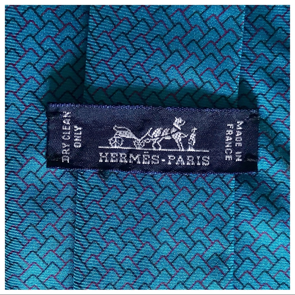 SOLD ON AKZNYC - Picture 6 of 8